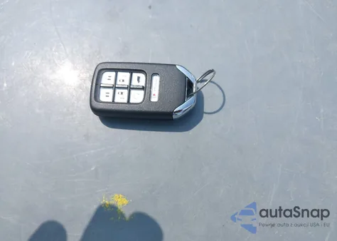 2024 Honda Odyssey Touring z USA, uszkodzony, nr VIN 5FNRL6H88RB075670